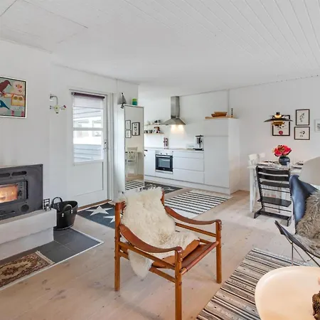 Ozan - 400m From The Sea In Nw Jutland By Interhome *